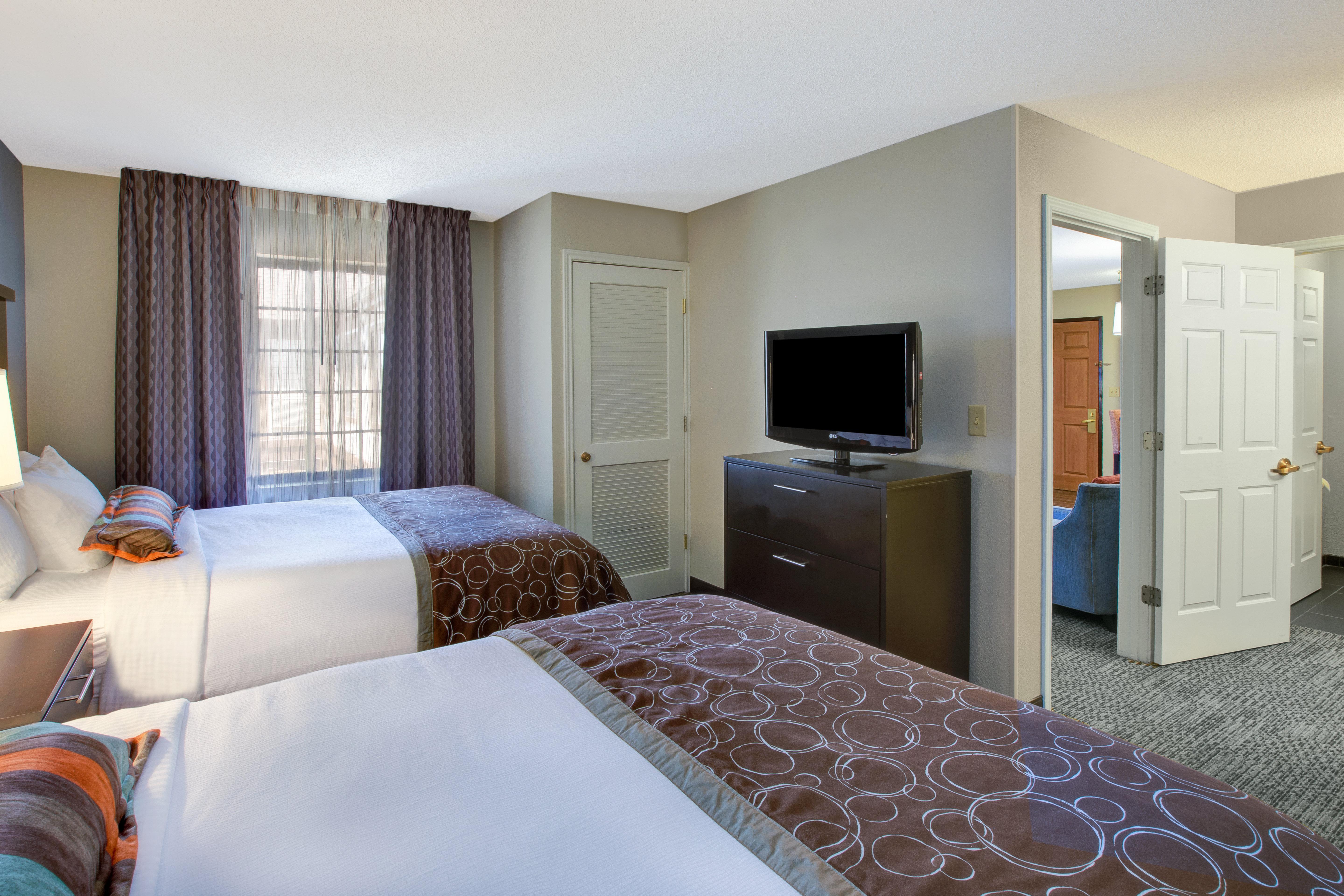 Staybridge Suites Louisville - East By Ihg Extérieur photo