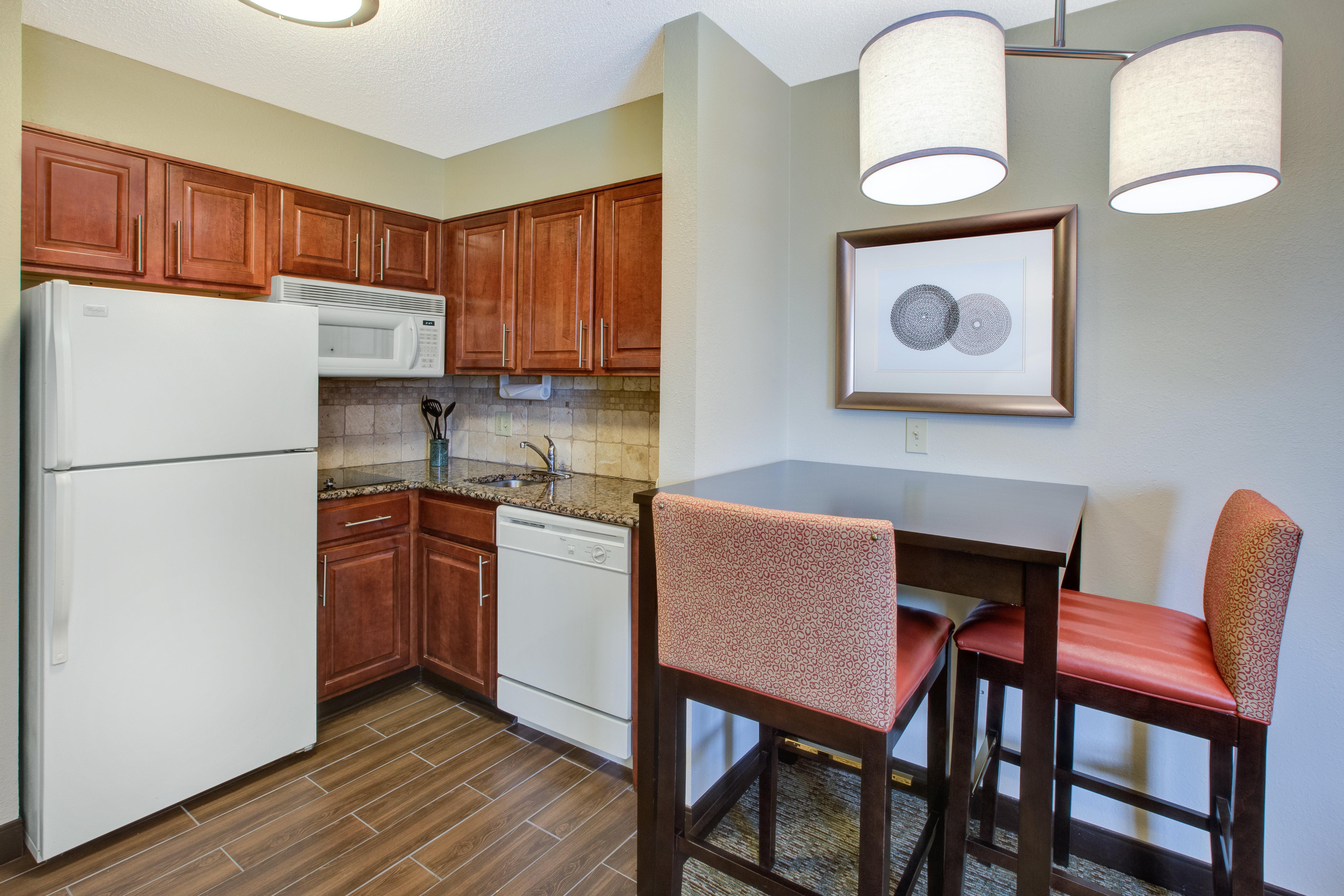 Staybridge Suites Louisville - East By Ihg Extérieur photo