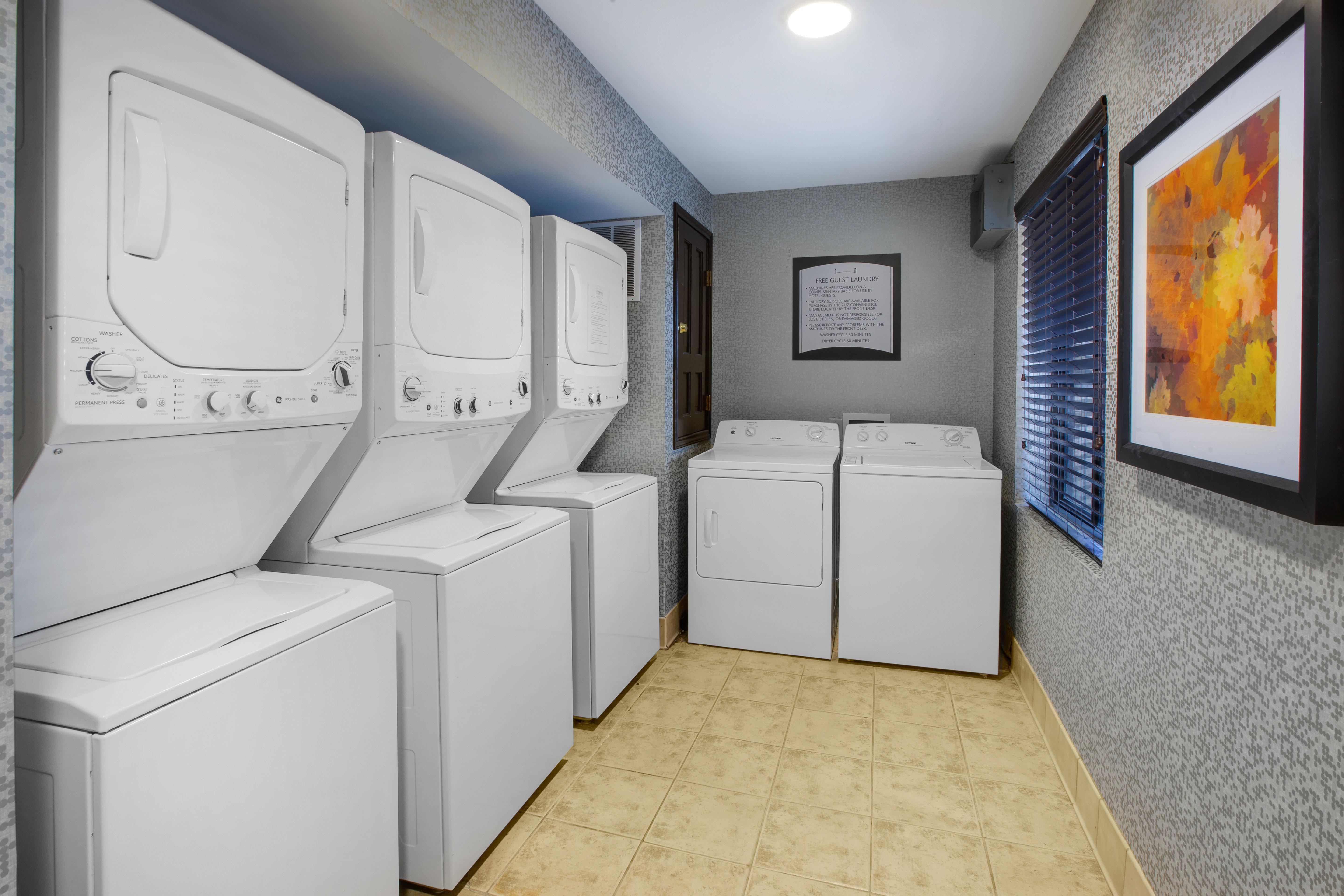Staybridge Suites Louisville - East By Ihg Extérieur photo