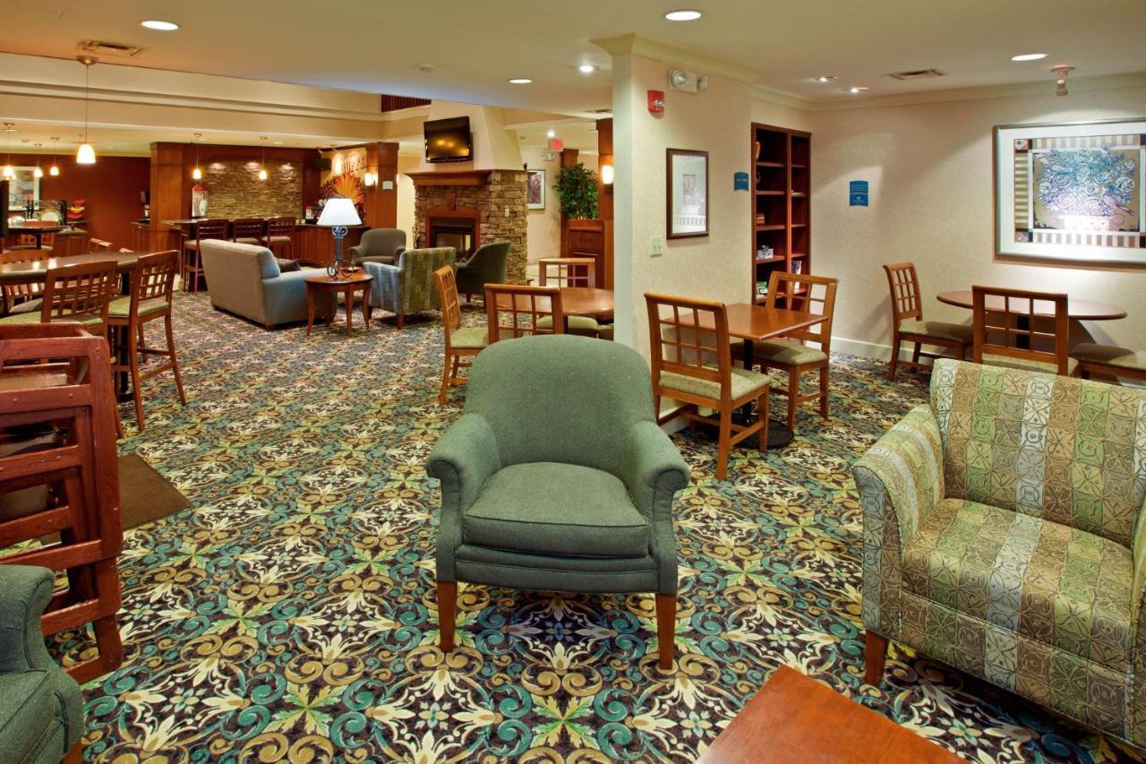 Staybridge Suites Louisville - East By Ihg Extérieur photo